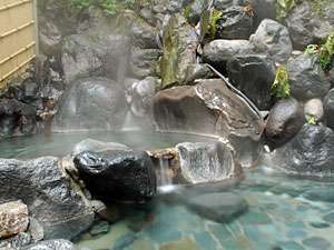 Open-air bath